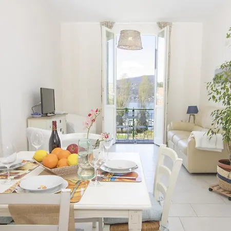 Apartment La Casa Sul Maggiore - Happy Ranco